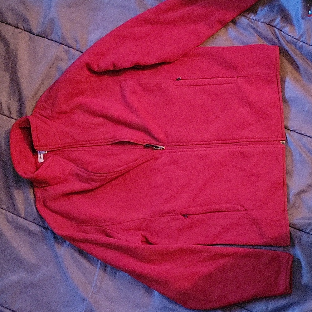 Mens amazon essential fleece coat. Size medium